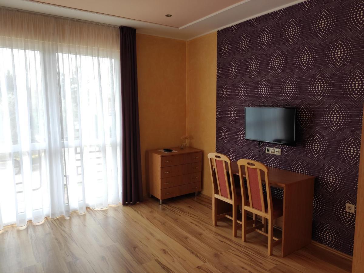 Fonix Apartmanhaz Nagypali Luaran gambar